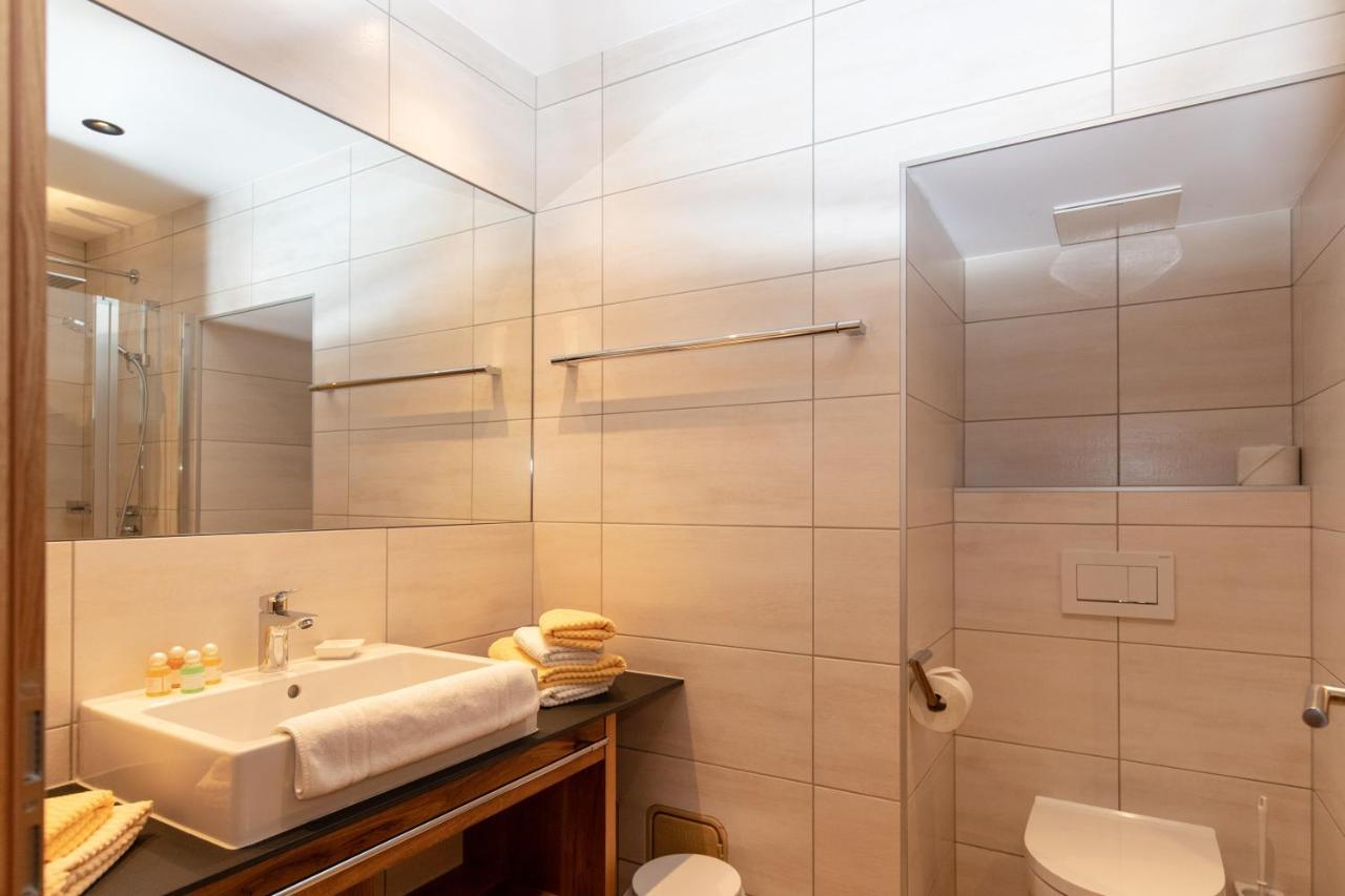 Hotel Neder Ισγκλ Εξωτερικό φωτογραφία