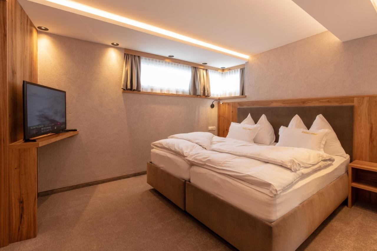 Hotel Neder Ισγκλ Εξωτερικό φωτογραφία